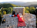 Bivouac à la belle étoile à la table d'orientation