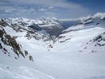 Vue de la vallée de Valsavarenche du col du Grand Etret