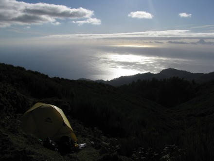 Bivouac le long de la lavada