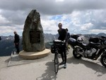 Au sommet de la route de la Cîme de la Bonnette