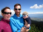 Elodie, Stéphane et Antoine au sommet de la Dôle