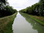 Le Canal de Bourgogne et le chemin de halage