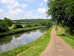 Voie verte le long du canal du Nivernais