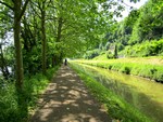 Voie verte le long du canal du Nivernais