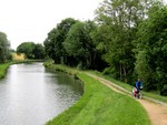 Le chemin de halage du canal latéral de la Loire après Decize