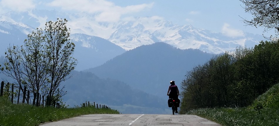 V63 à vélo