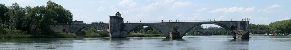 Via Rhona - Le Pont d'Avignon